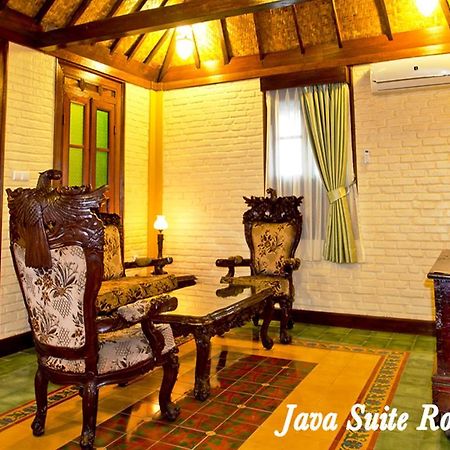 De Batara Hotel Бандунг Экстерьер фото