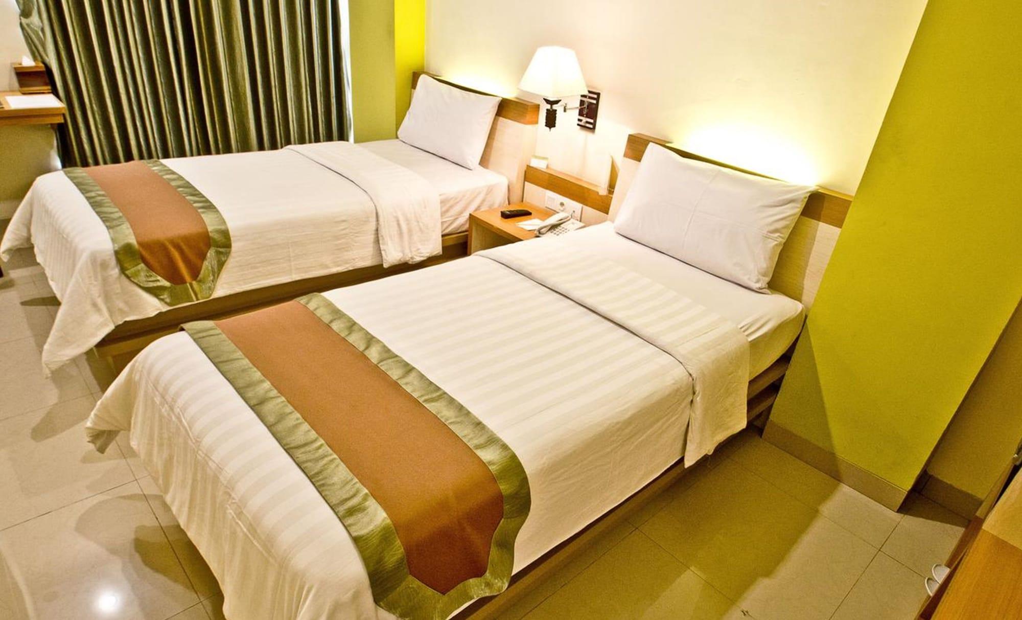 De Batara Hotel Бандунг Экстерьер фото