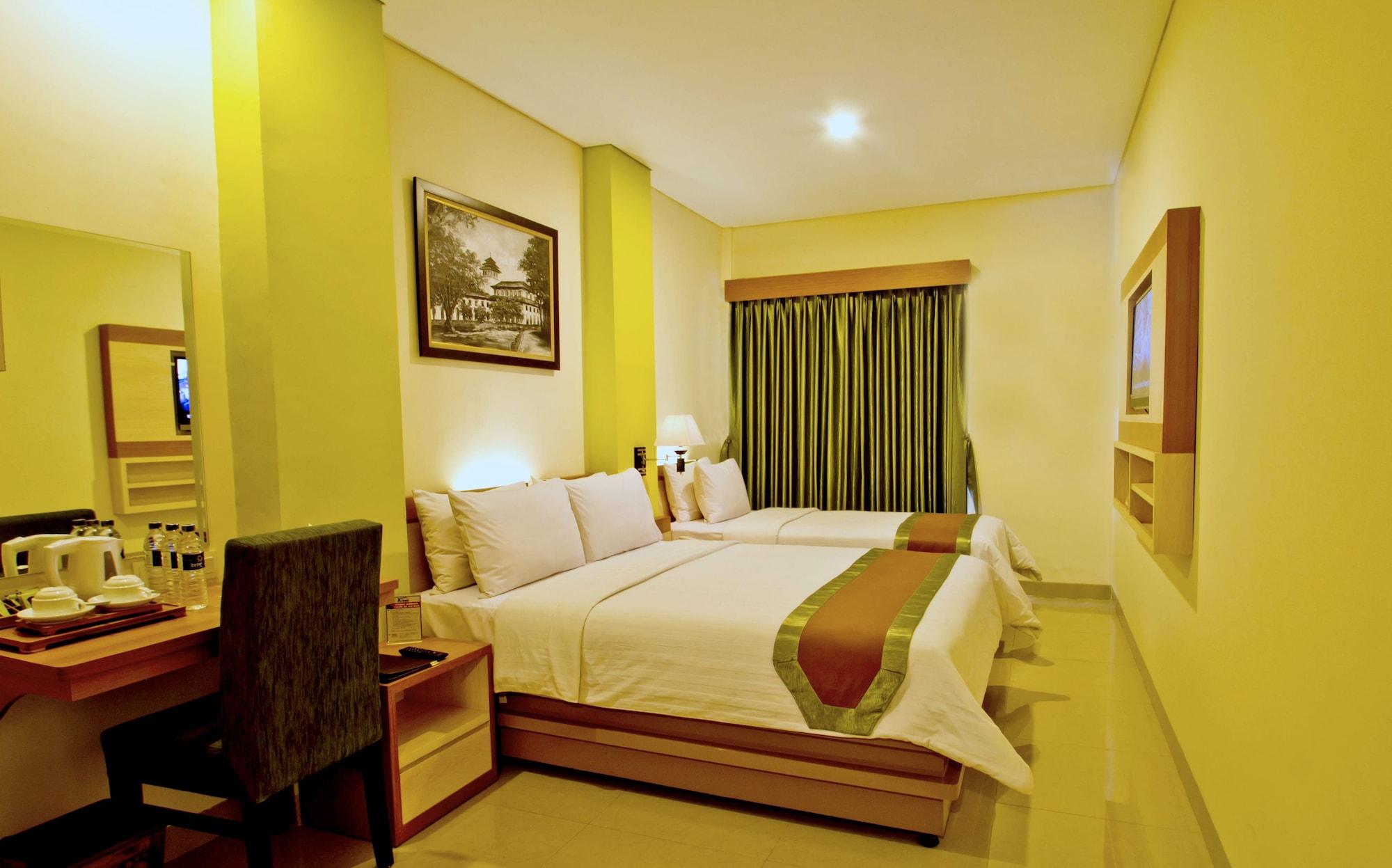 De Batara Hotel Бандунг Экстерьер фото