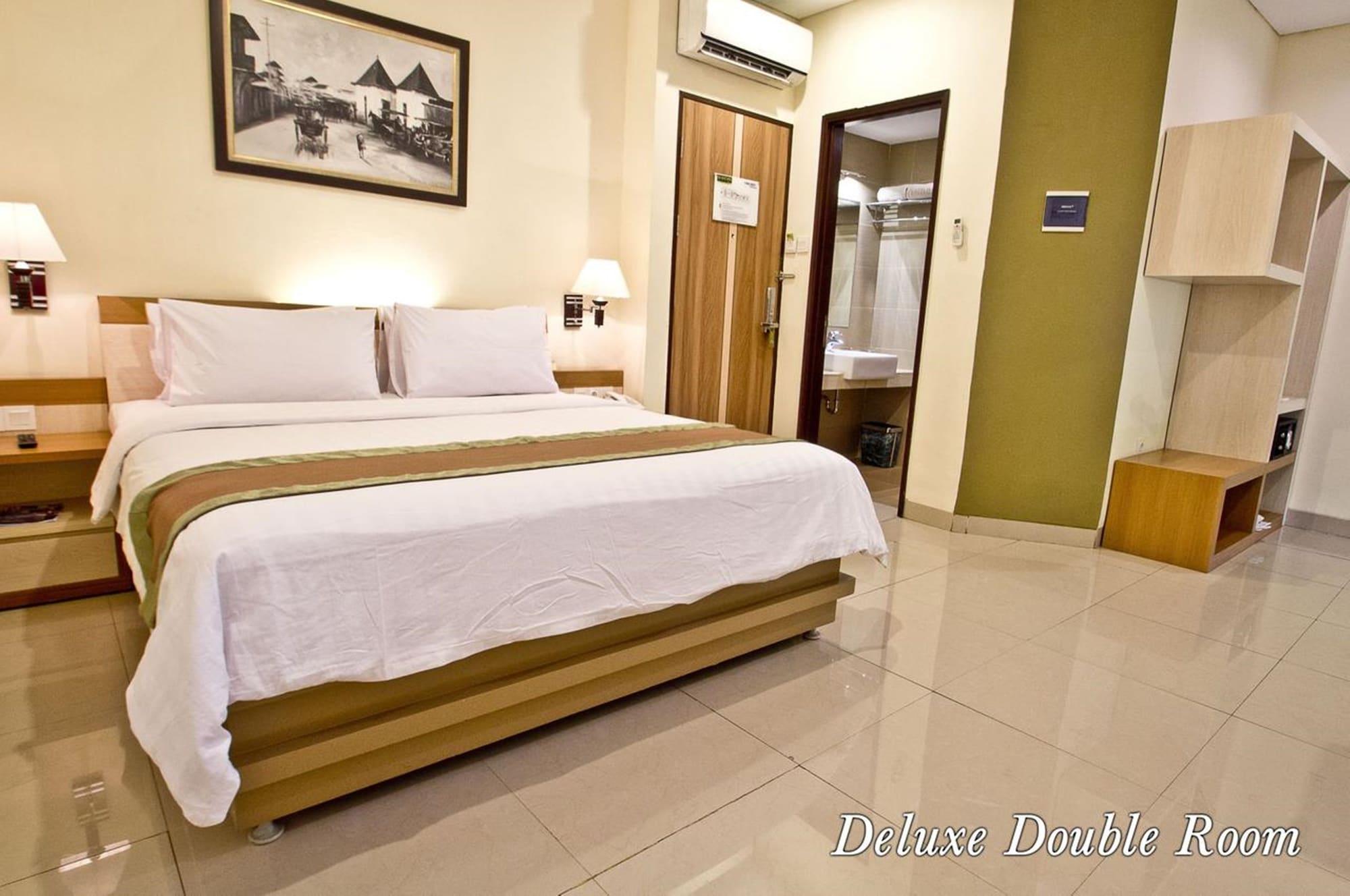 De Batara Hotel Бандунг Экстерьер фото
