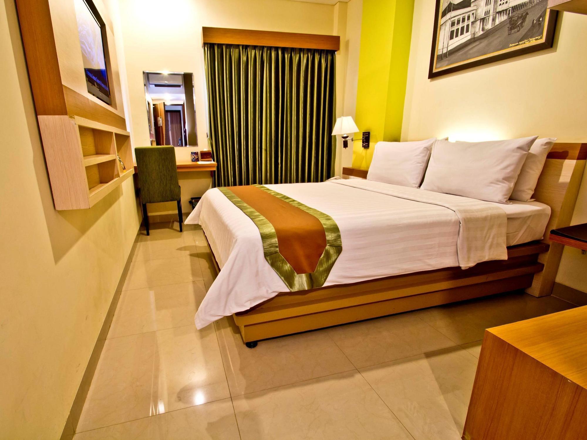 De Batara Hotel Бандунг Экстерьер фото