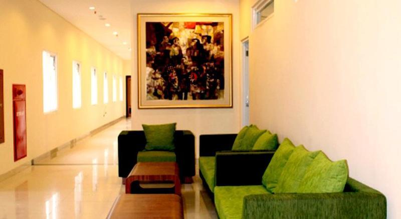De Batara Hotel Бандунг Экстерьер фото