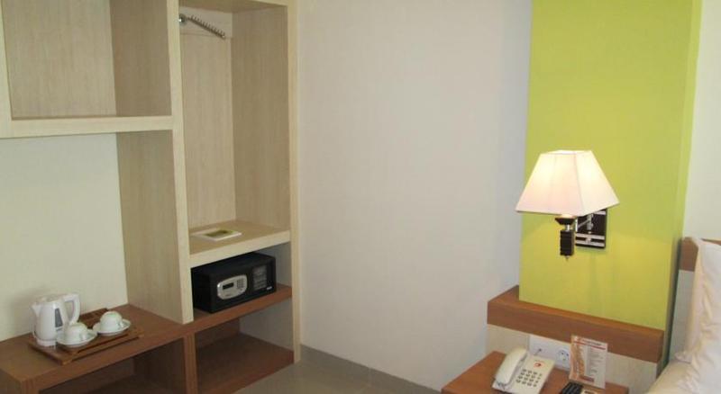 De Batara Hotel Бандунг Экстерьер фото
