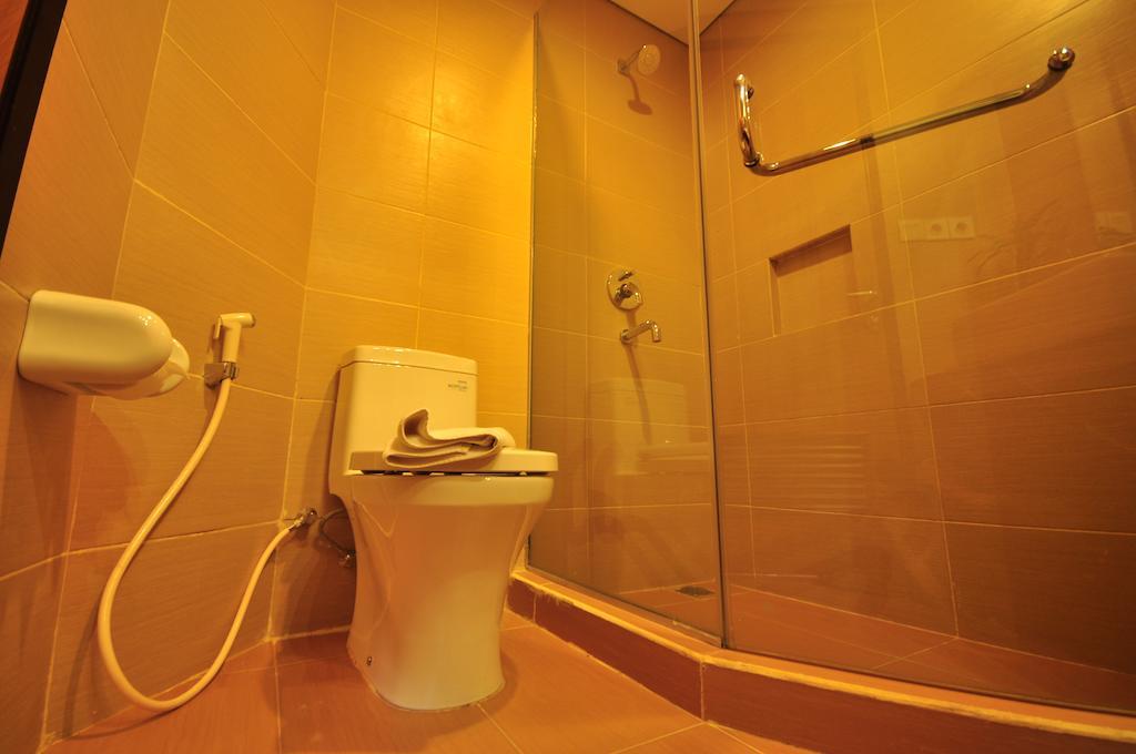 De Batara Hotel Бандунг Номер фото