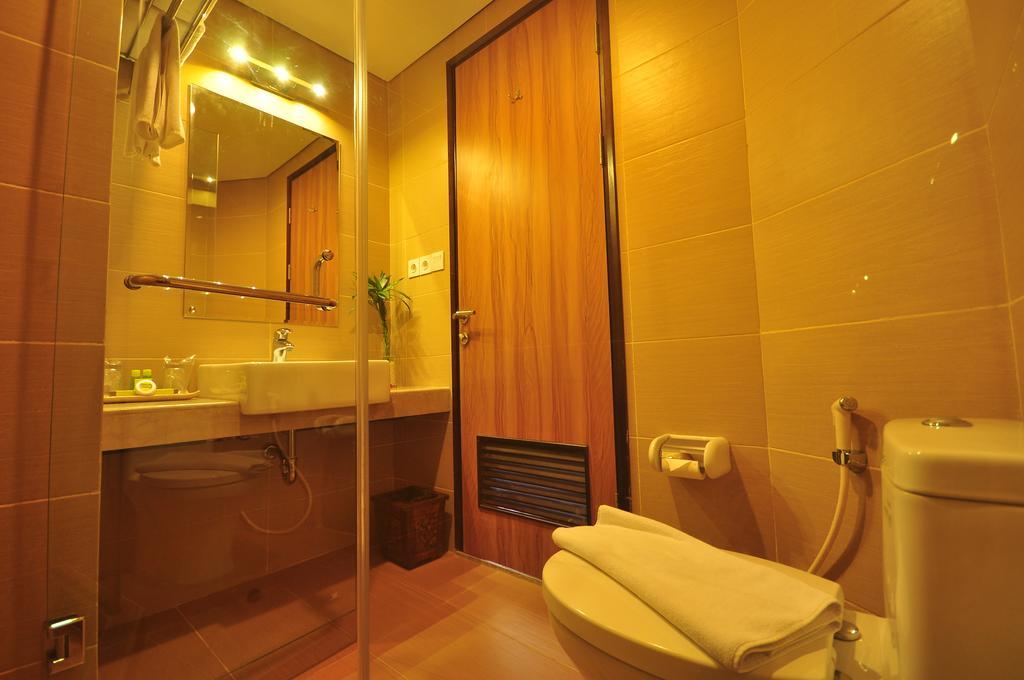 De Batara Hotel Бандунг Номер фото