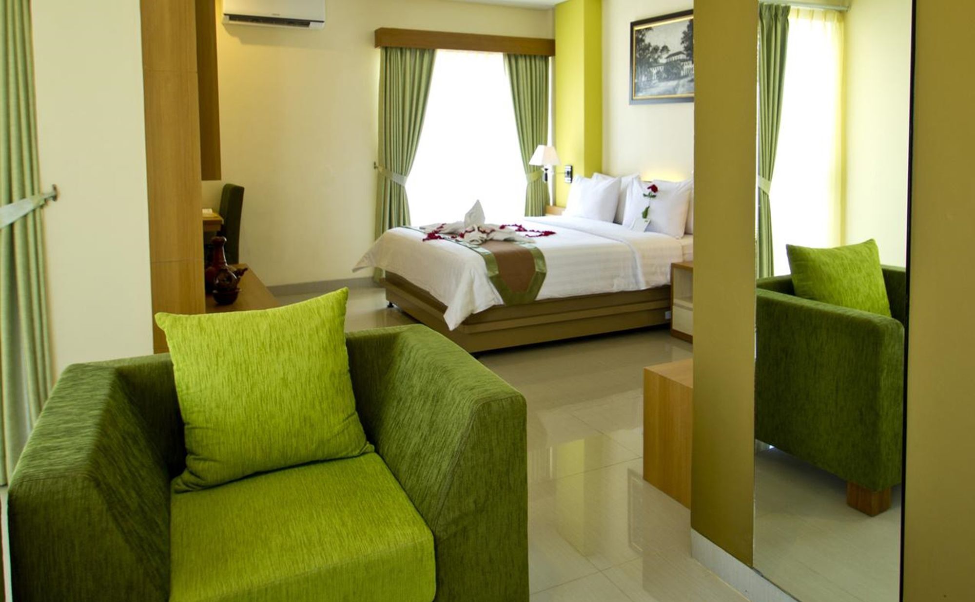 De Batara Hotel Бандунг Экстерьер фото