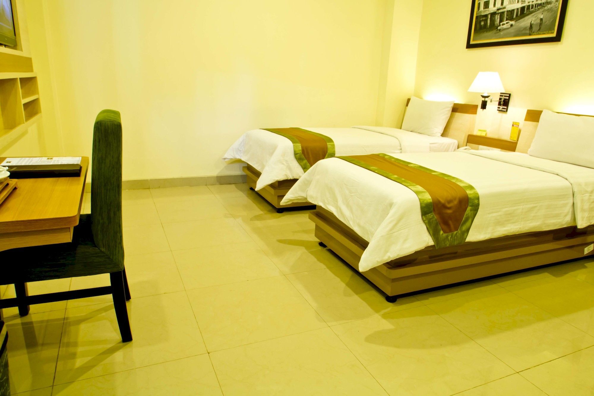 De Batara Hotel Бандунг Экстерьер фото