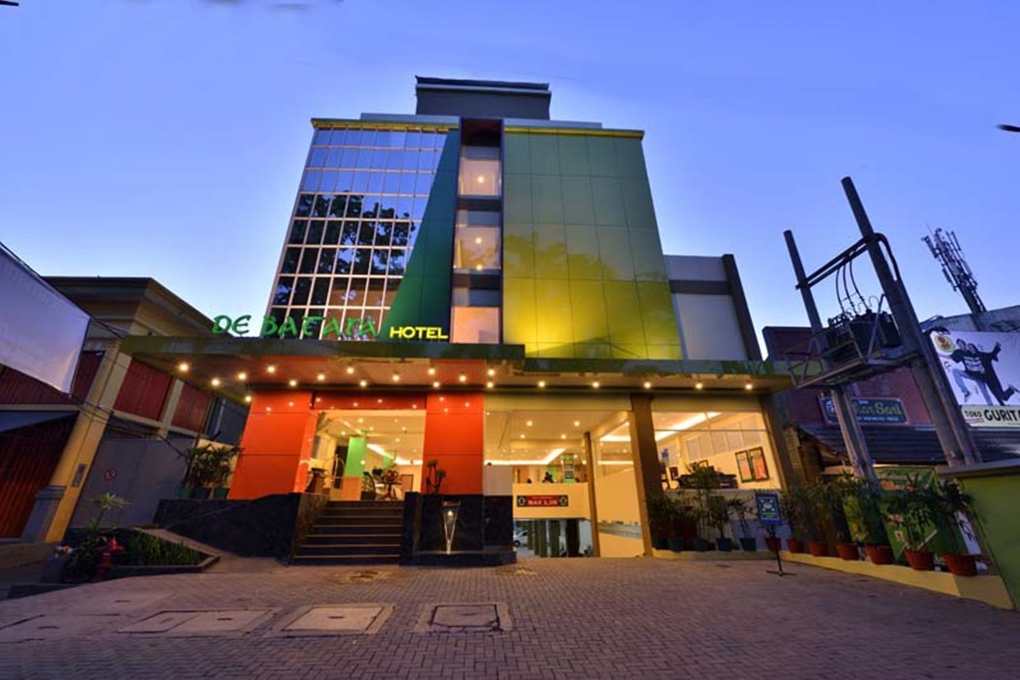 De Batara Hotel Бандунг Экстерьер фото